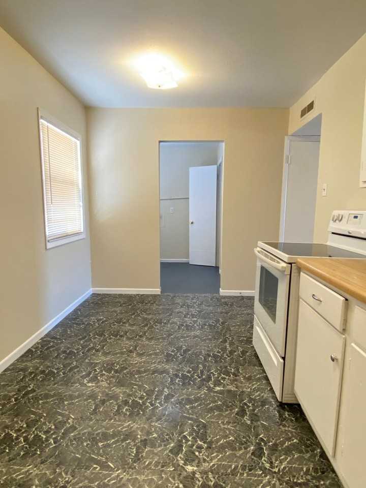 3379 Sw Brendan Ave - Photo 2 of 9