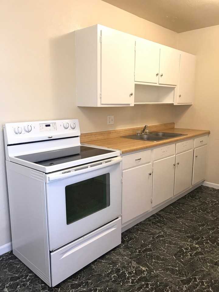 3379 Sw Brendan Ave - Photo 3 of 9