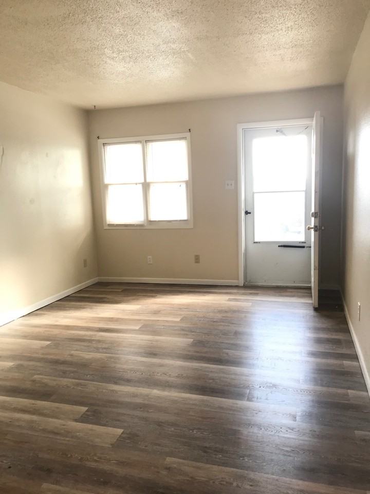 3379 Sw Brendan Ave - Photo 5 of 9