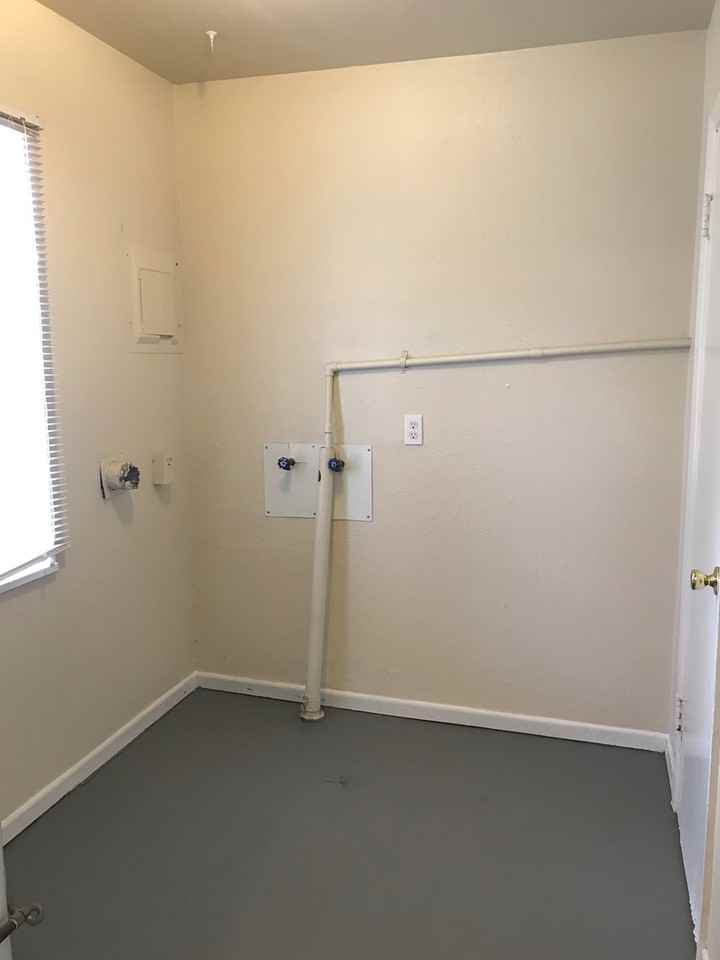 3379 Sw Brendan Ave - Photo 7 of 9