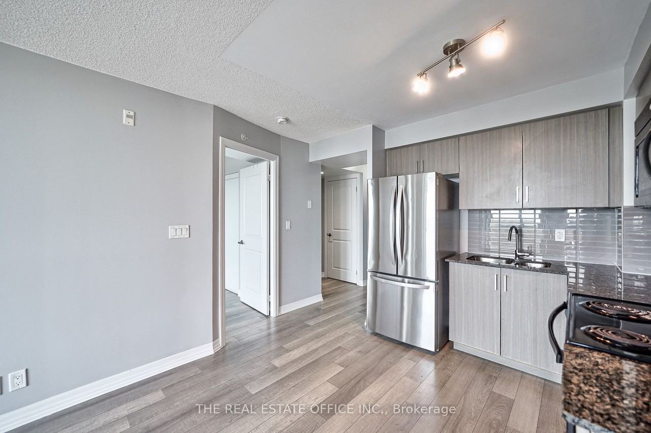 80 Esther Lorrie Drive #715 - Photo 5 of 36