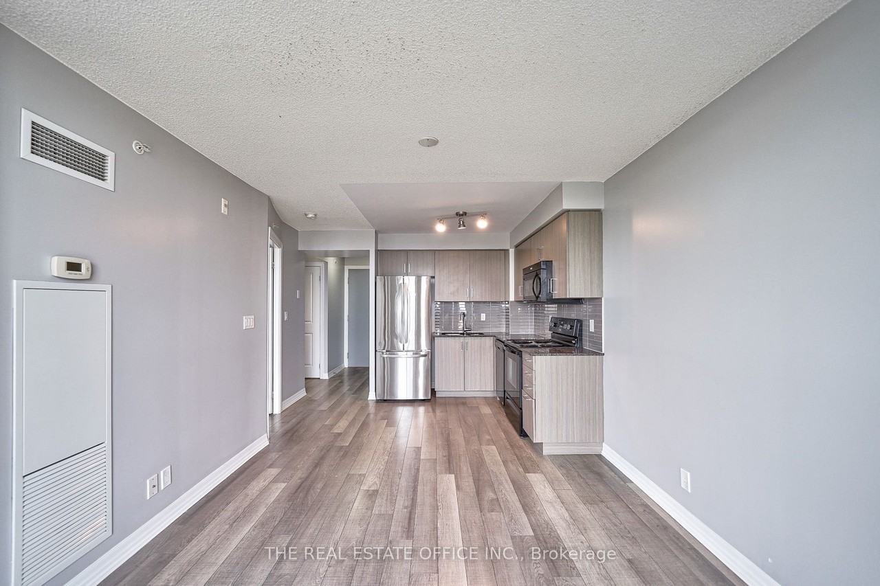 80 Esther Lorrie Drive #715 - Photo 3 of 36