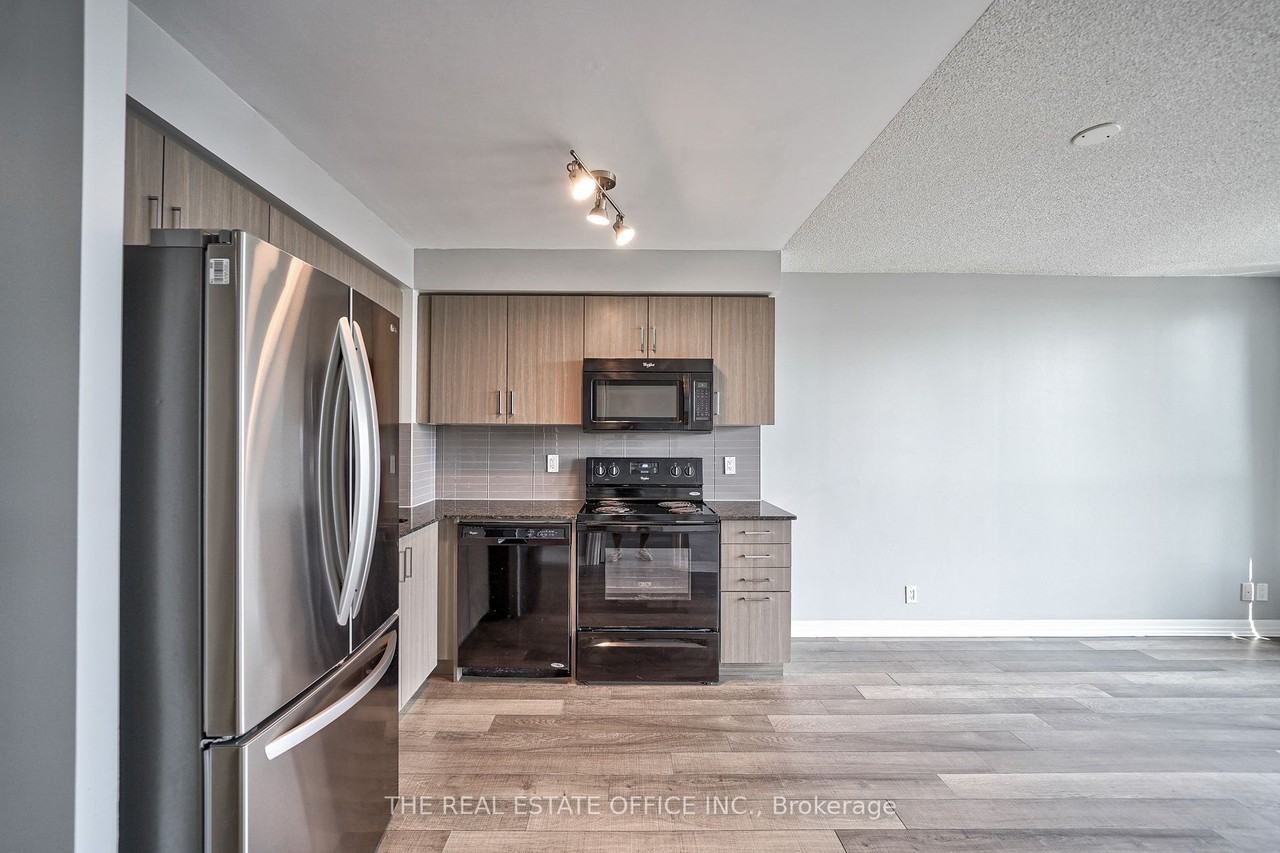 80 Esther Lorrie Drive #715 - Photo 4 of 36