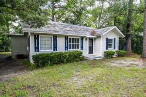 featured image of 350 Pineview Dr #1