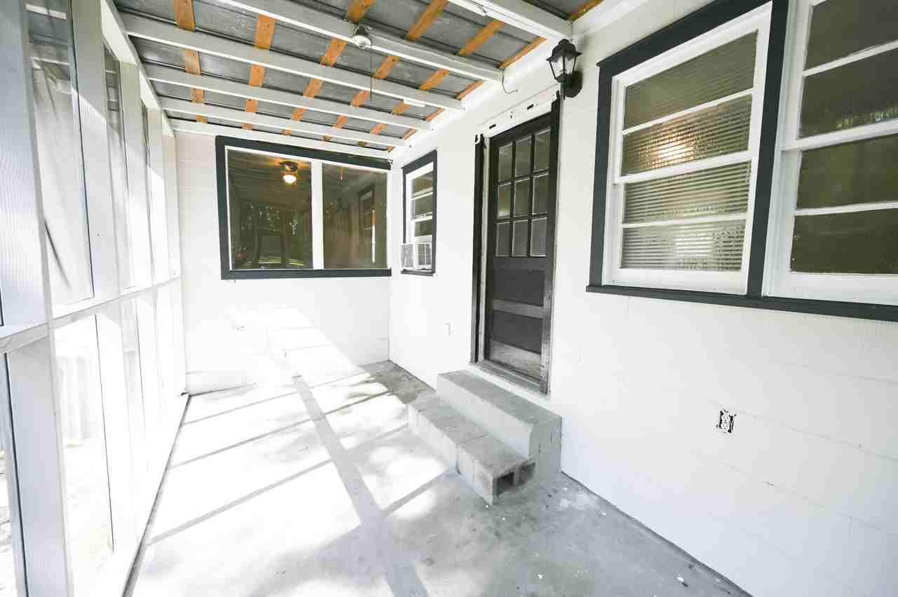 350 Pineview Dr #1 - Photo 3 of 10