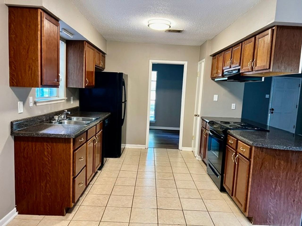 7981 Musketeer Dr - Photo 2 of 19