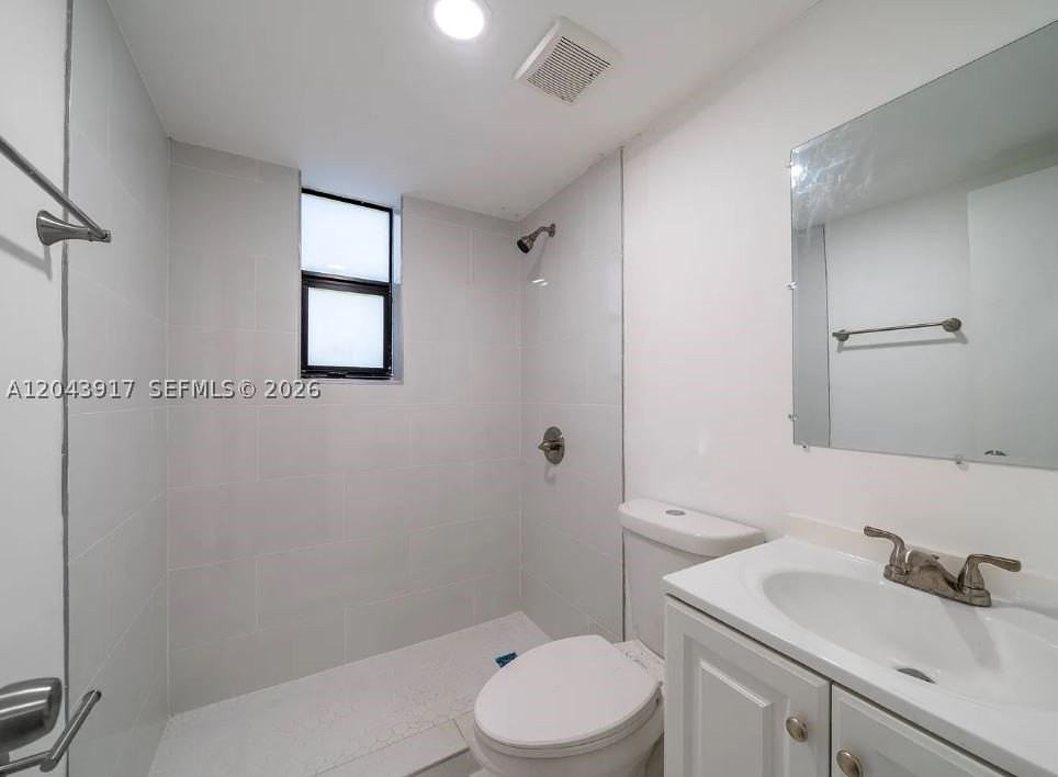 1003 Sw 15th Ave #13 - Photo 4 of 5