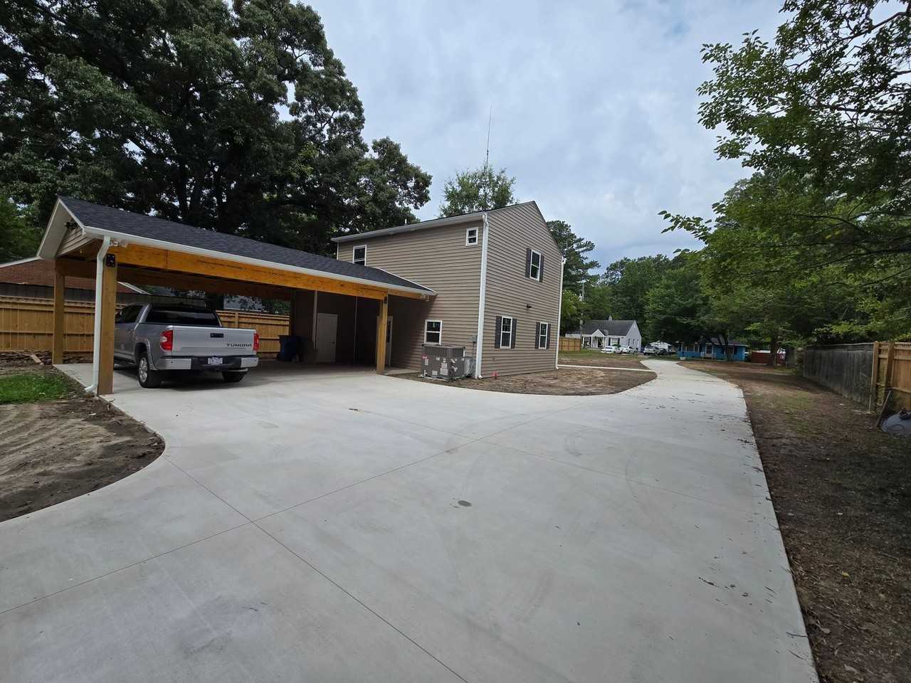 308 Pearson St N - Photo 5 of 23
