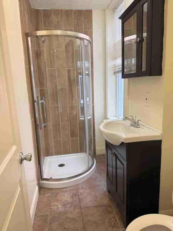 3325 1/2 Parkview Ave - Photo 6 of 21