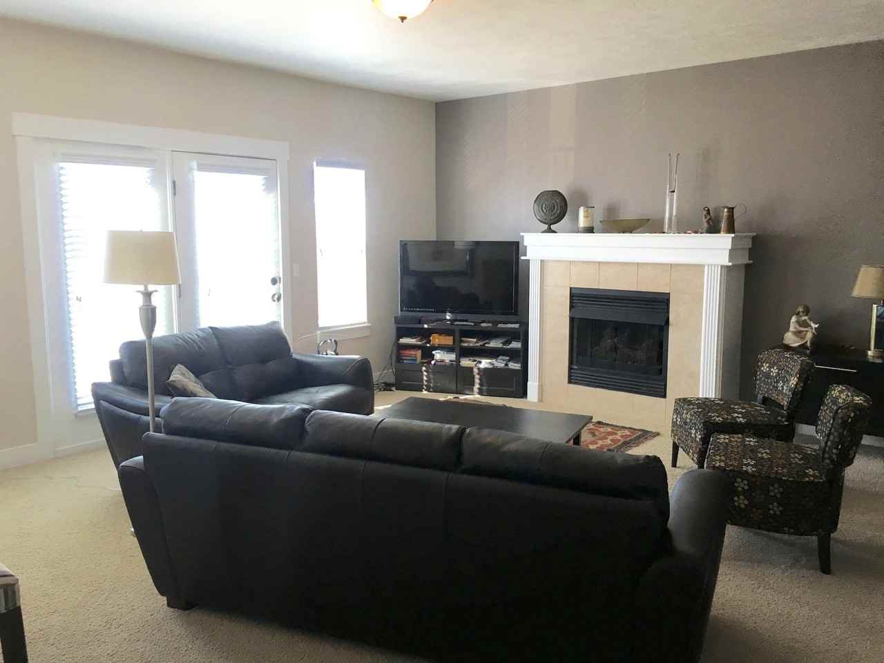 1069 E Quarry View Way - Photo 2 of 15