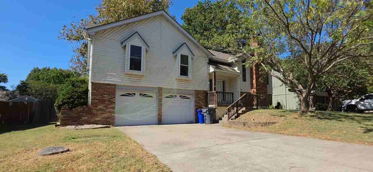13944 S Raintree Dr - Photo 3 of 43