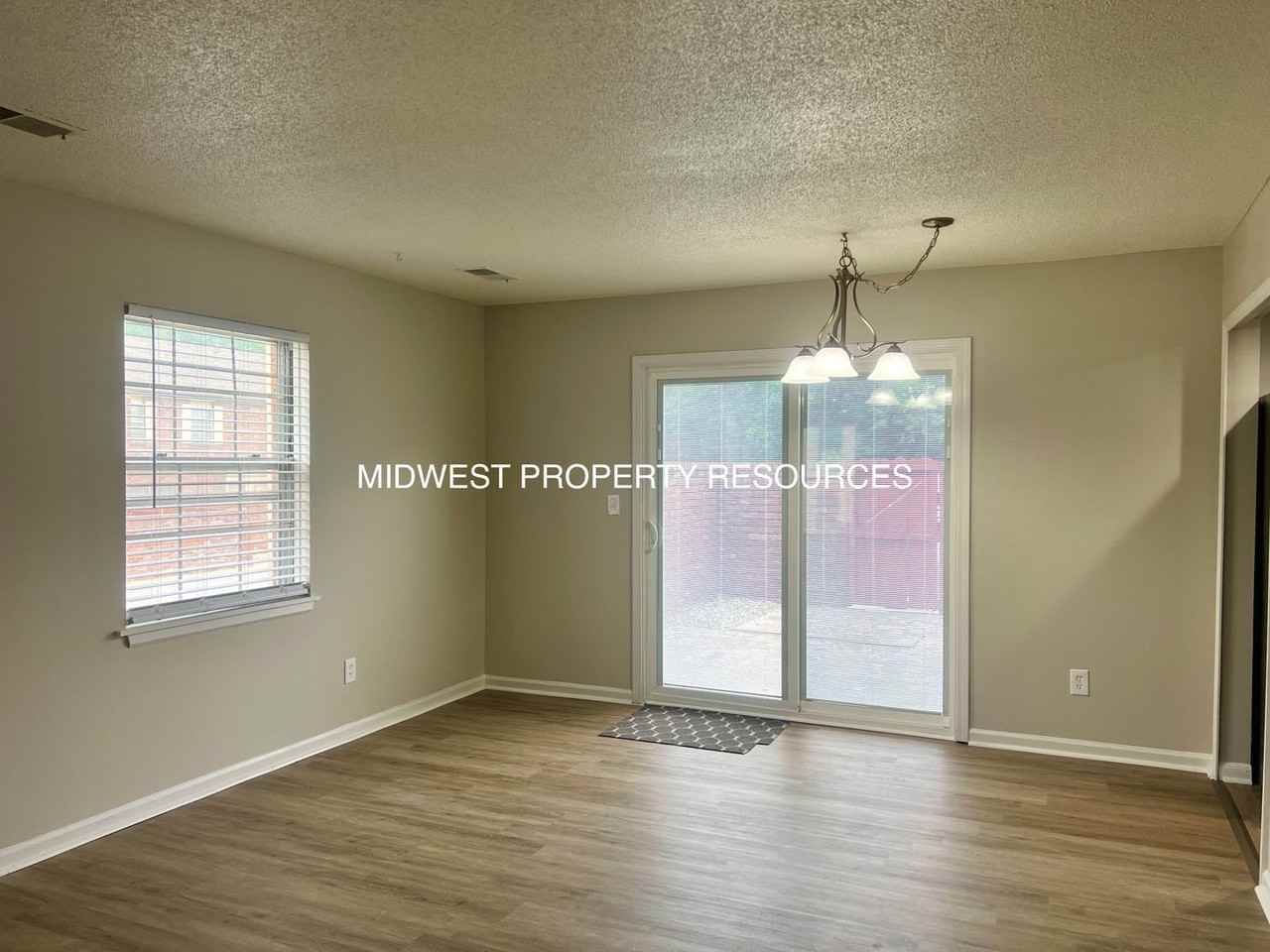 941 Nw Colbern Rd - Photo 5 of 18