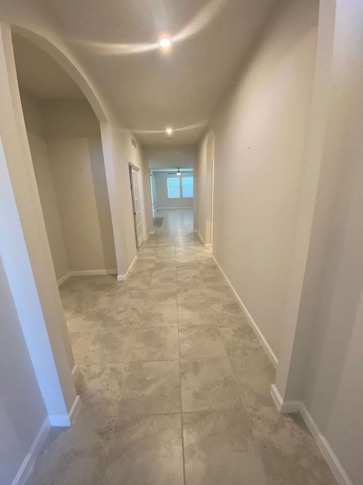 2304 Tudor Rose Dr - Photo 3 of 26