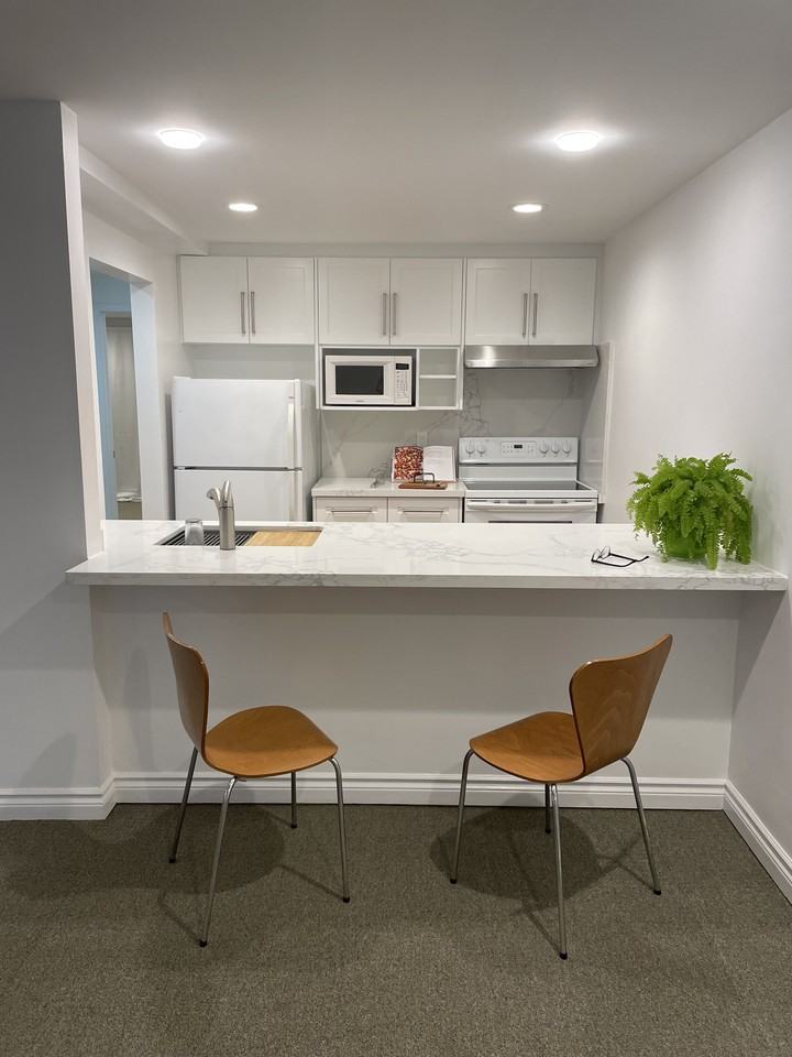 259 Withrow Avenue - Photo 4 of 13
