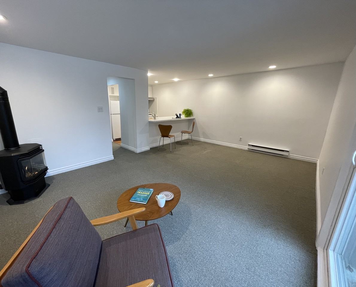 259 Withrow Avenue - Photo 2 of 13