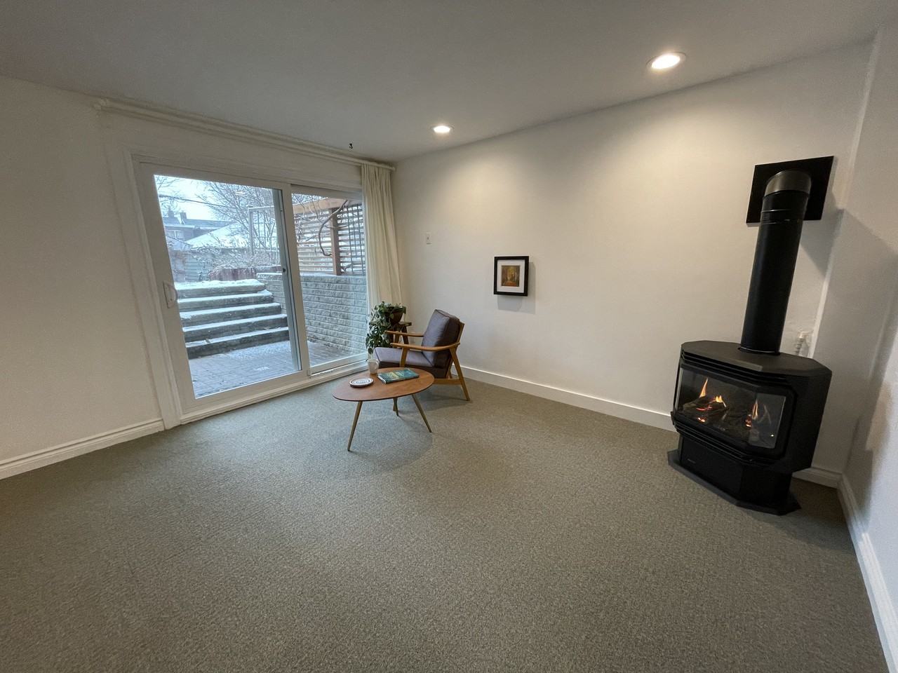259 Withrow Avenue - Photo 3 of 13