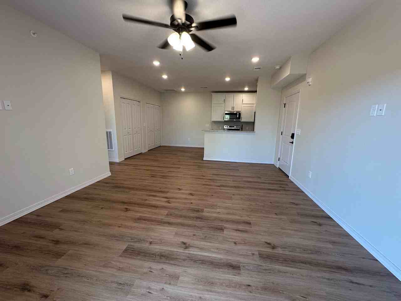 750 Windsor Ct #104 - Photo 3 of 13