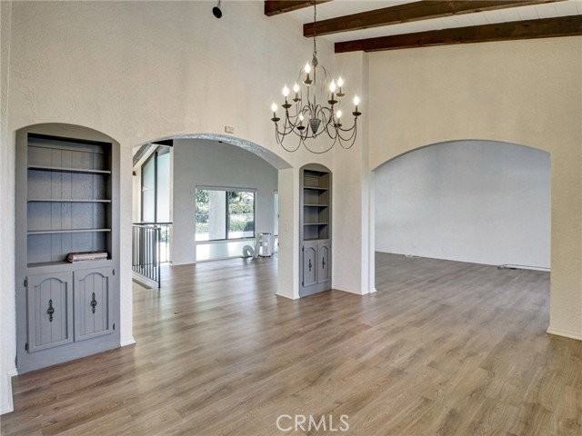 2801 Palos Verdes Dr W - Photo 2 of 8