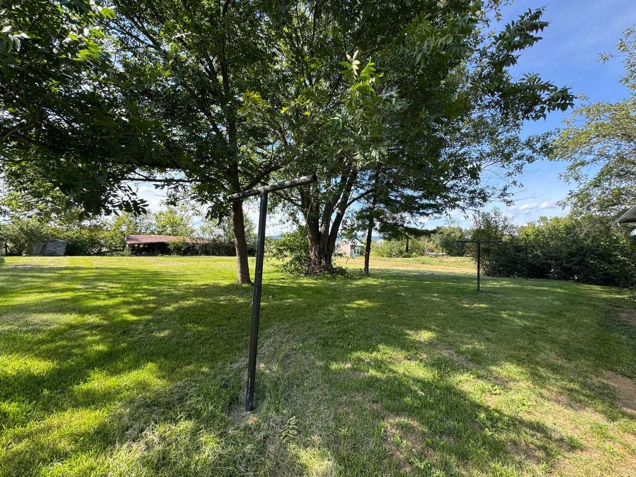 230 N Sunset Dr - Photo 4 of 12