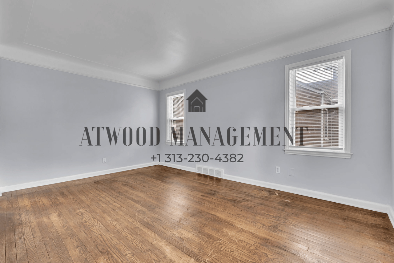 16146 W Parkway St - Photo 3 of 19