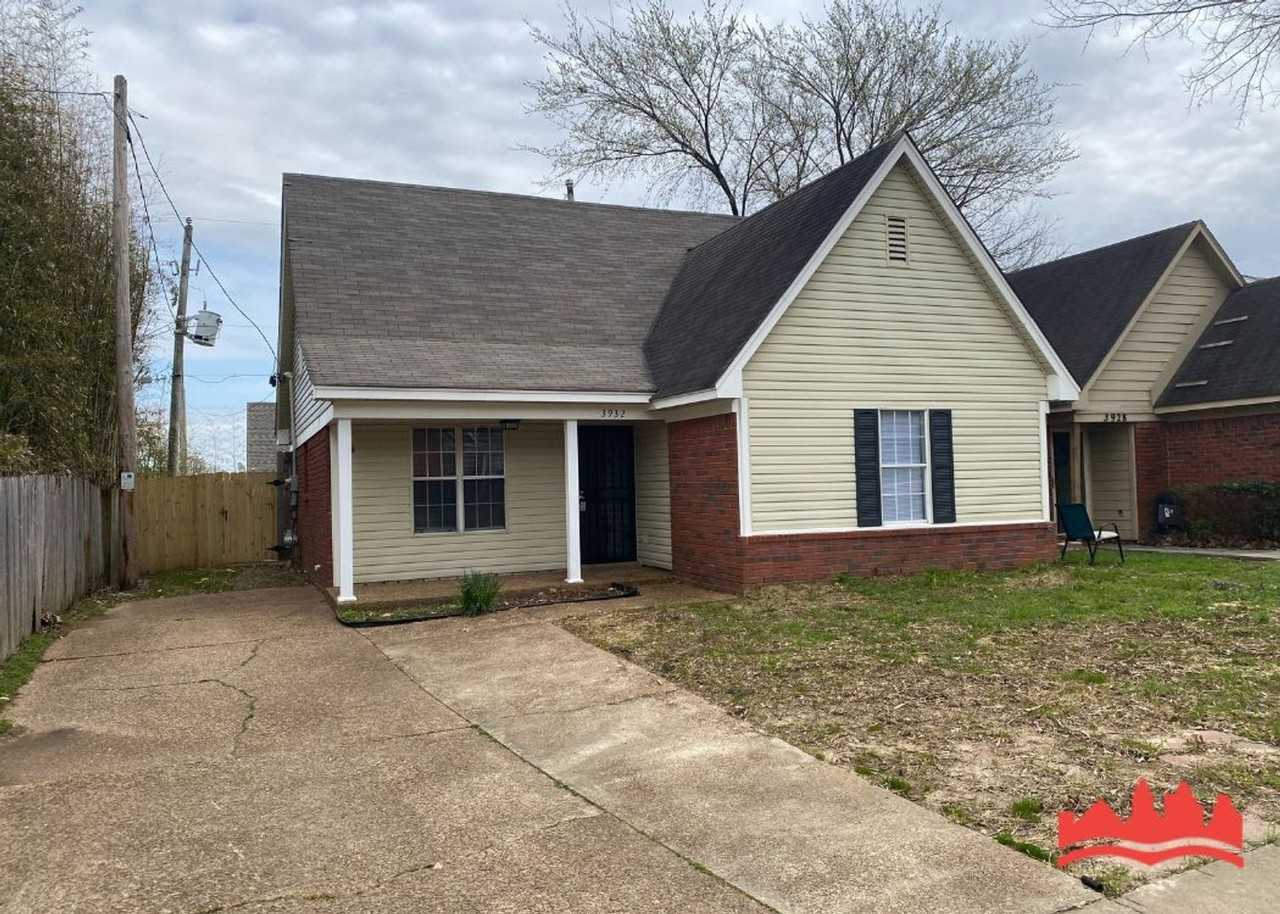 3932 Oak Branch Cir E - Photo 2 of 14
