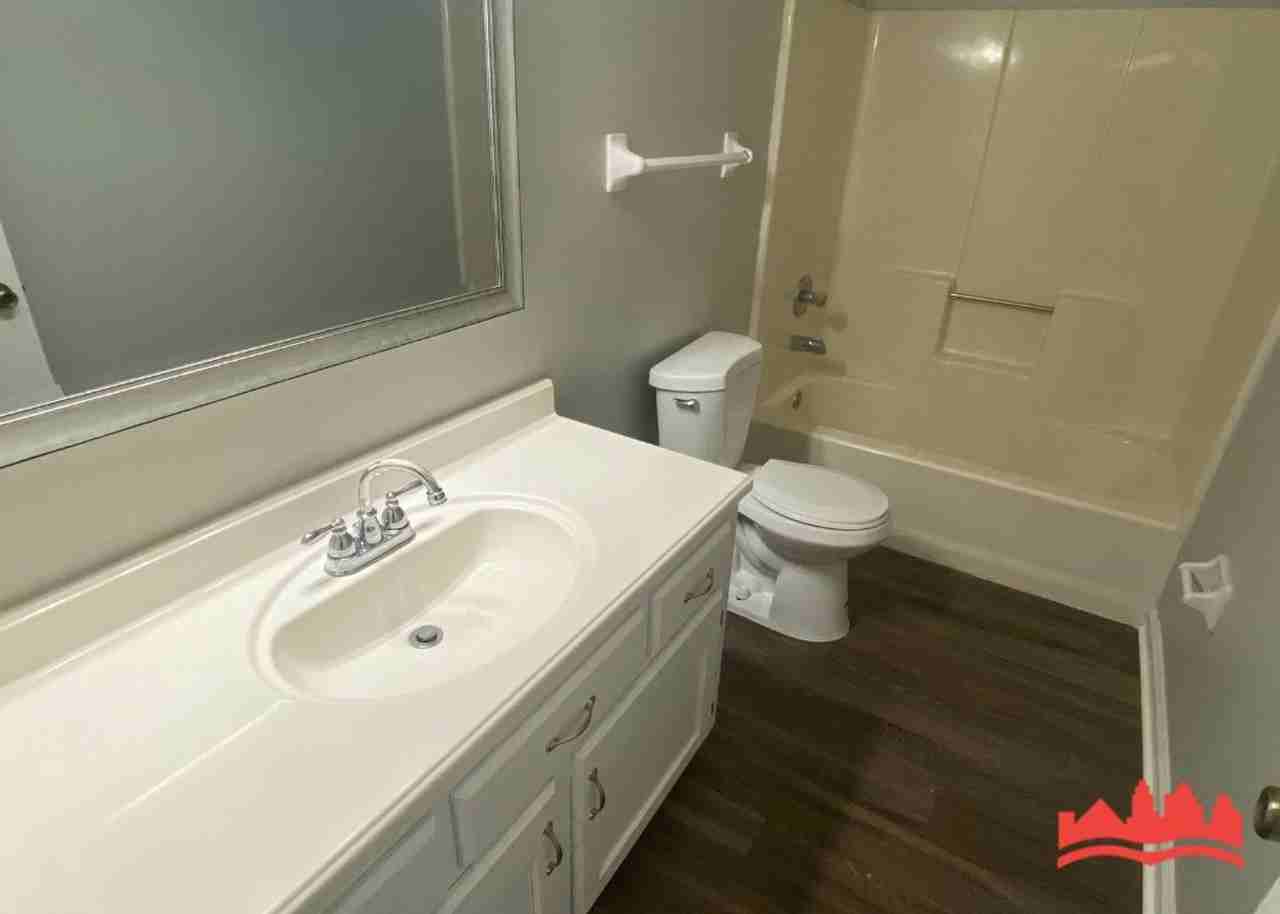 3932 Oak Branch Cir E - Photo 7 of 14