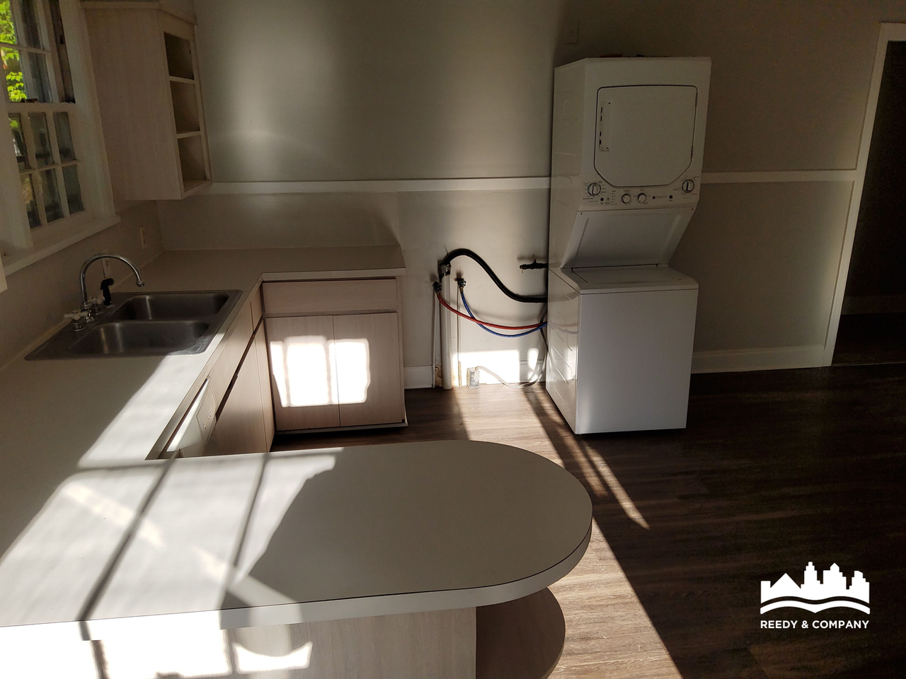 2950 Midland Ave - Photo 5 of 11