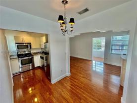 525 Ne 65th St #B - Photo 1 of 1