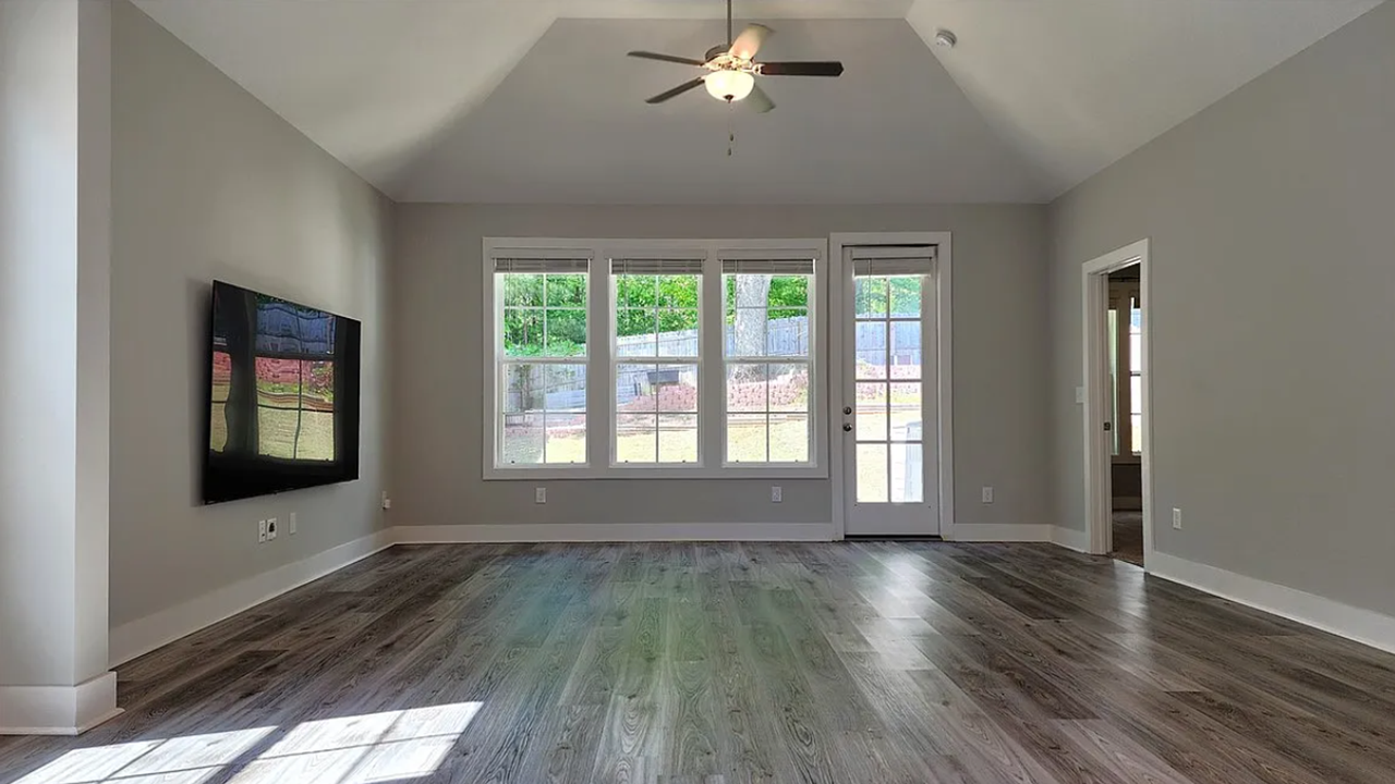 648 Village Dr - Photo 3 of 19