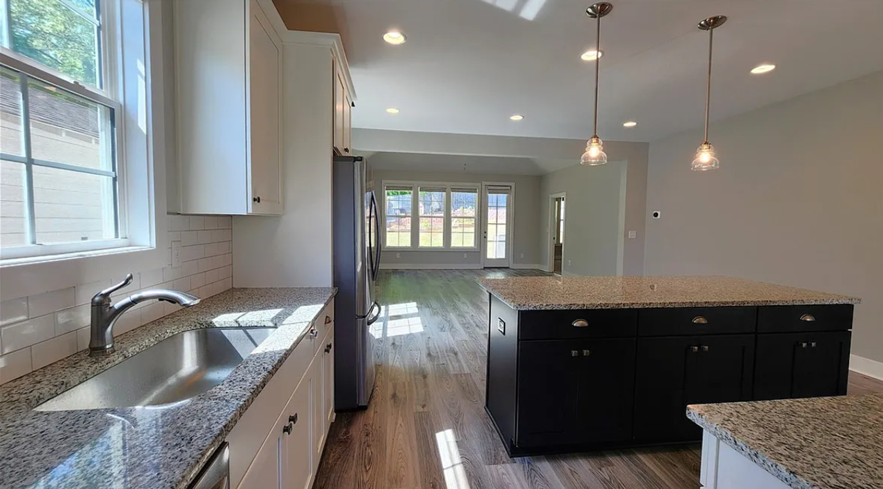 648 Village Dr - Photo 6 of 19