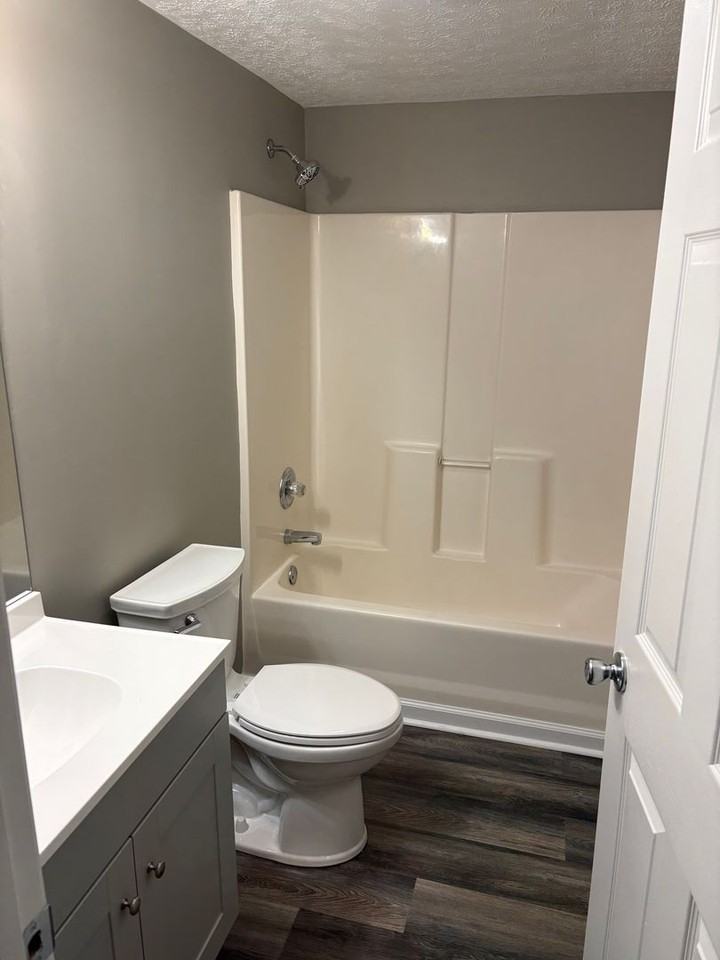 303 Timothy Way - Photo 3 of 25