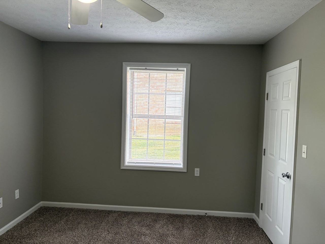 303 Timothy Way - Photo 6 of 25