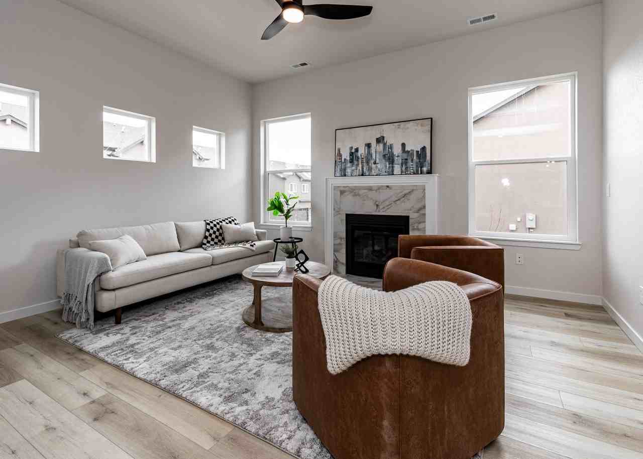 5762 Villa Lorenzo Dr - Photo 2 of 42