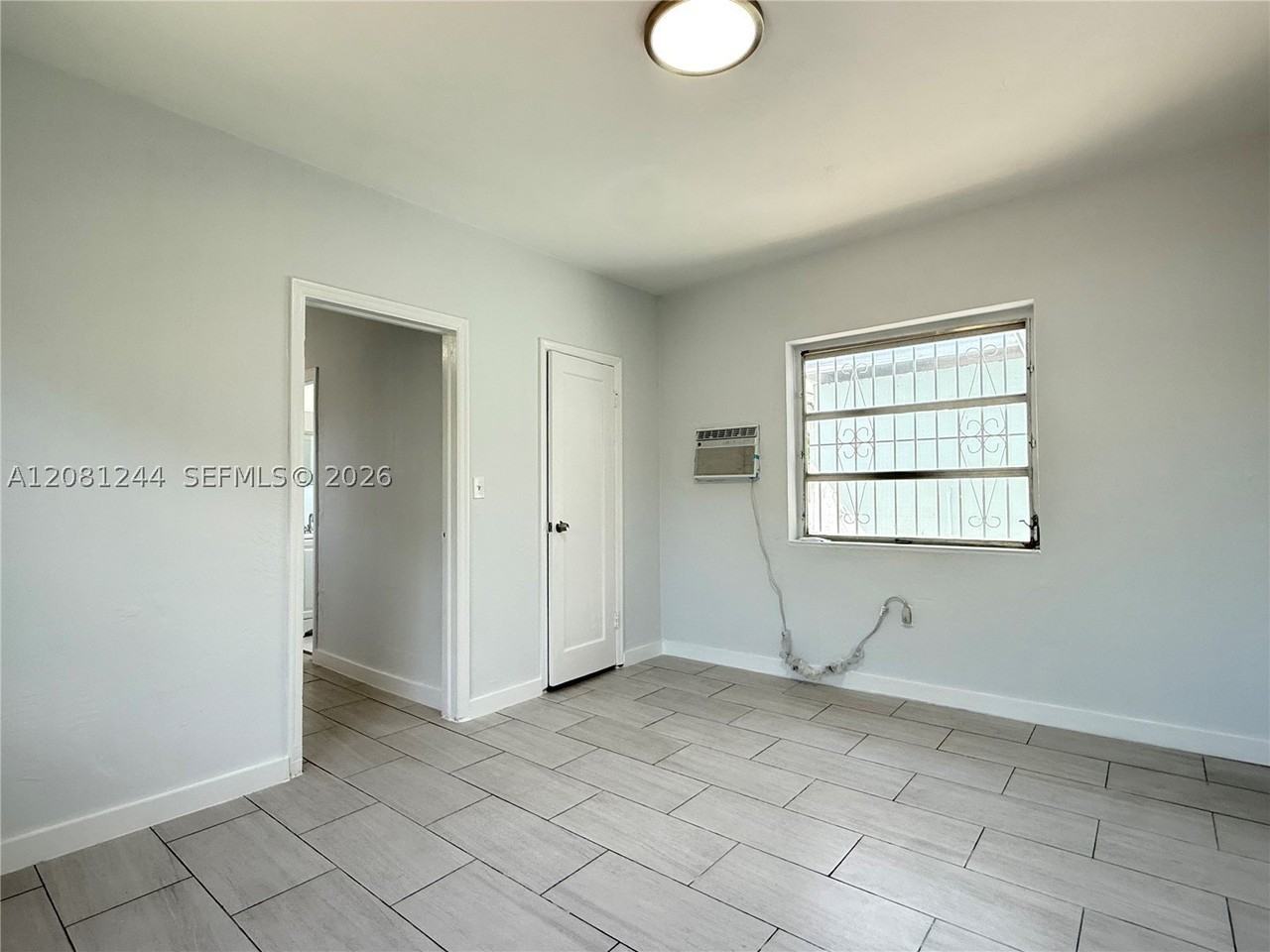 1060 Sw 29th Ave #2901 - Photo 4 of 11