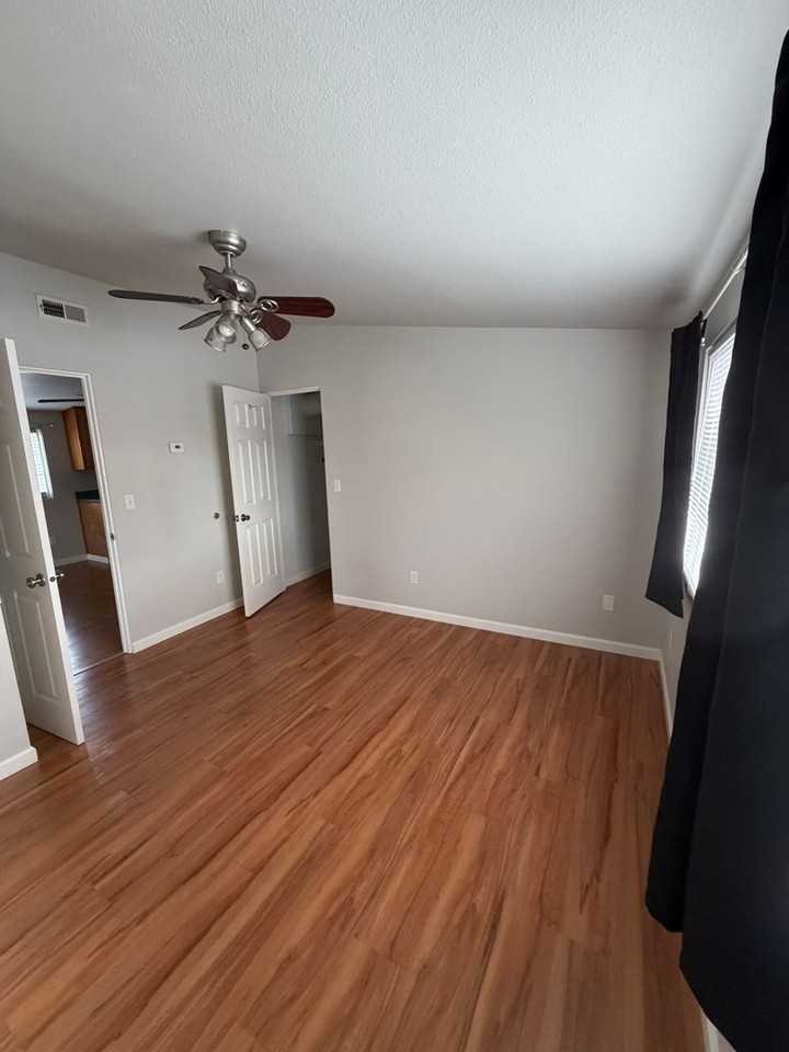 1018 W Main - Photo 6 of 9