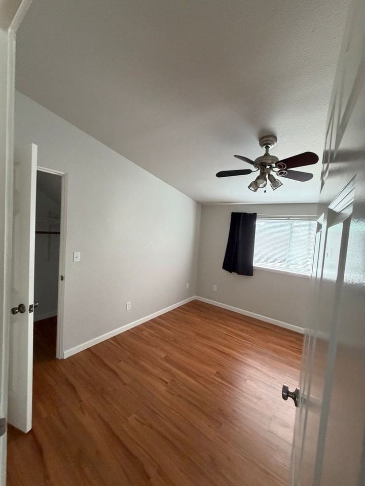 1018 W Main - Photo 7 of 9