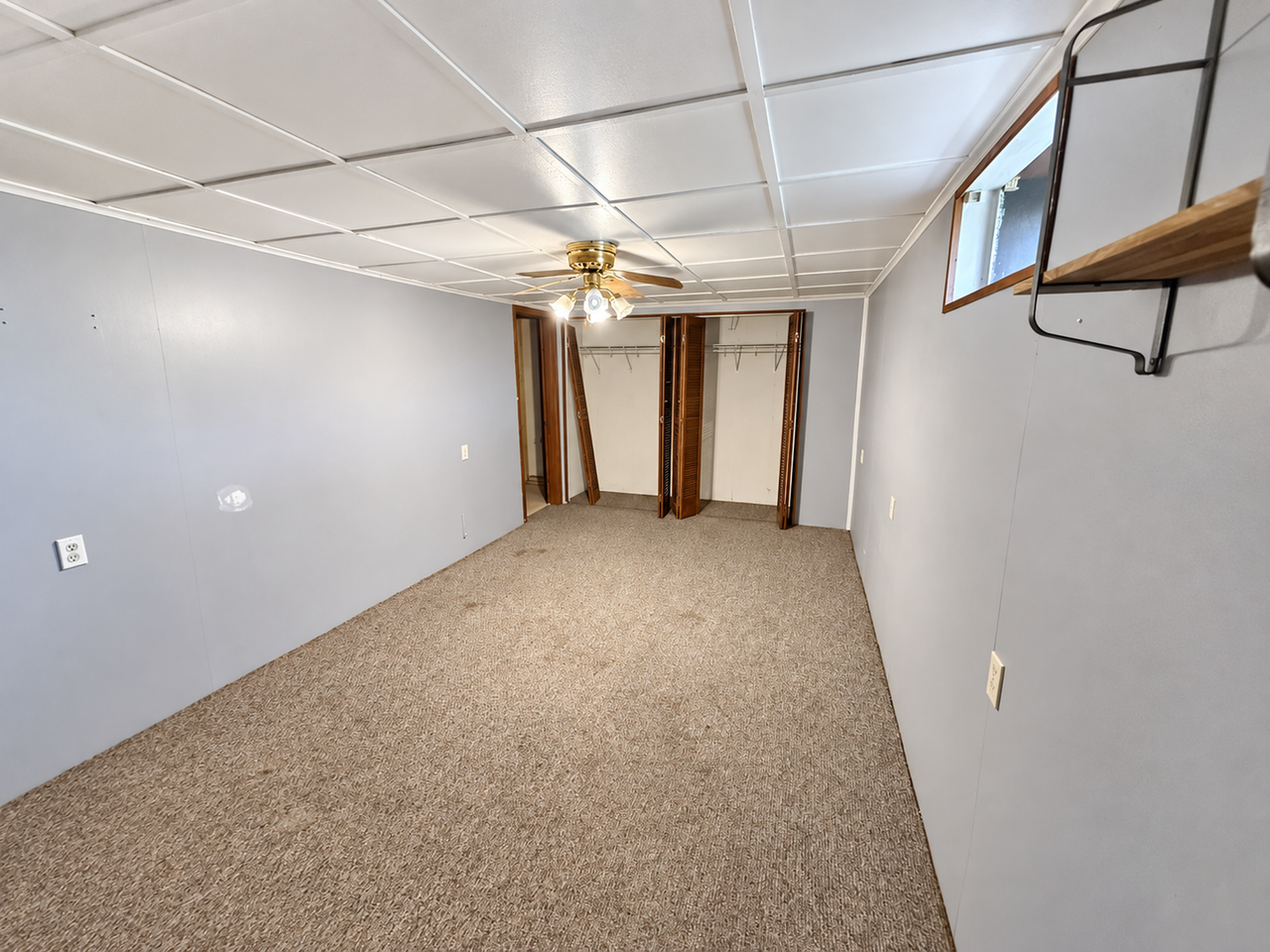 946 Wood St #2 - Photo 4 of 11