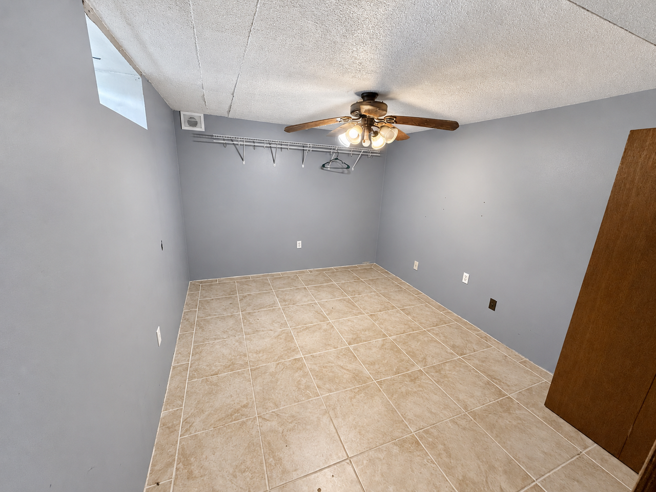 946 Wood St #2 - Photo 6 of 11