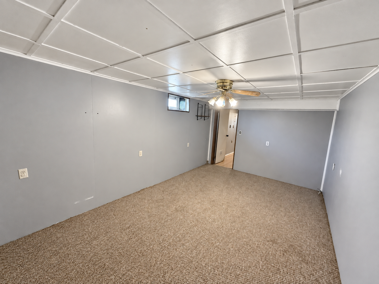 946 Wood St #2 - Photo 7 of 11