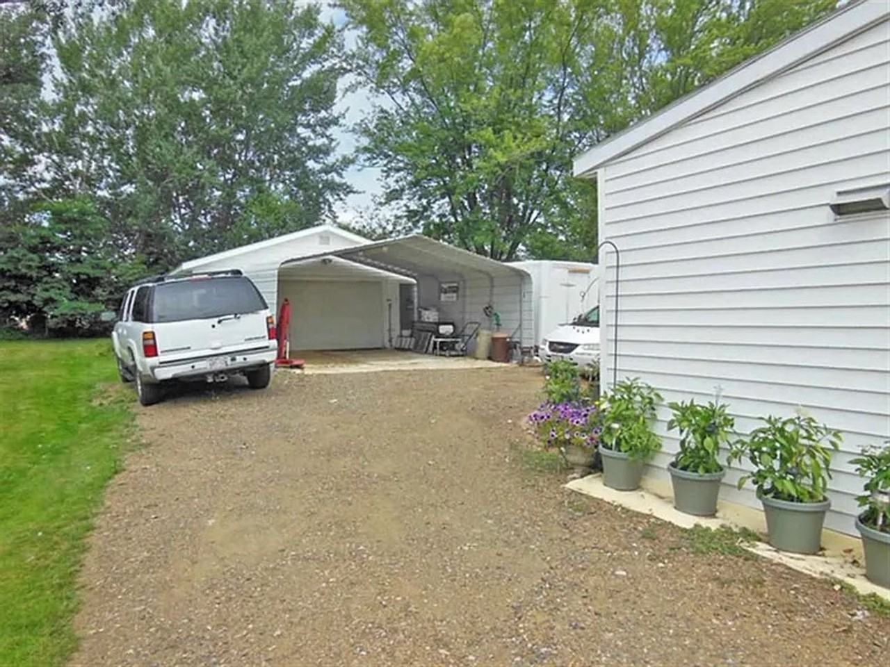 1502 S Chestnut Ave - Photo 6 of 28