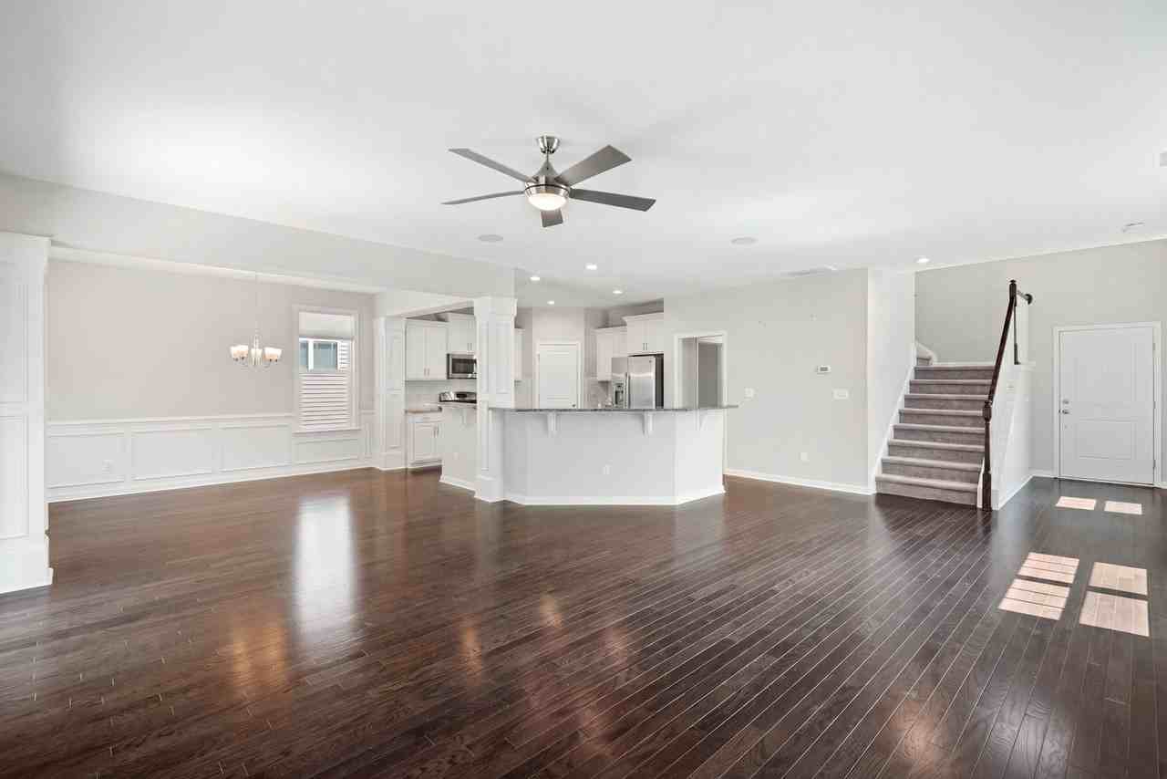306 Garden Walk Dr - Photo 5 of 26