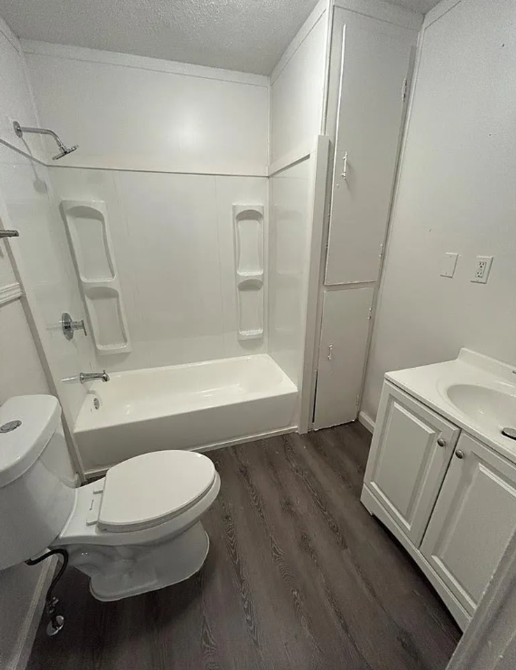 457 Mildred Ave - Photo 2 of 6