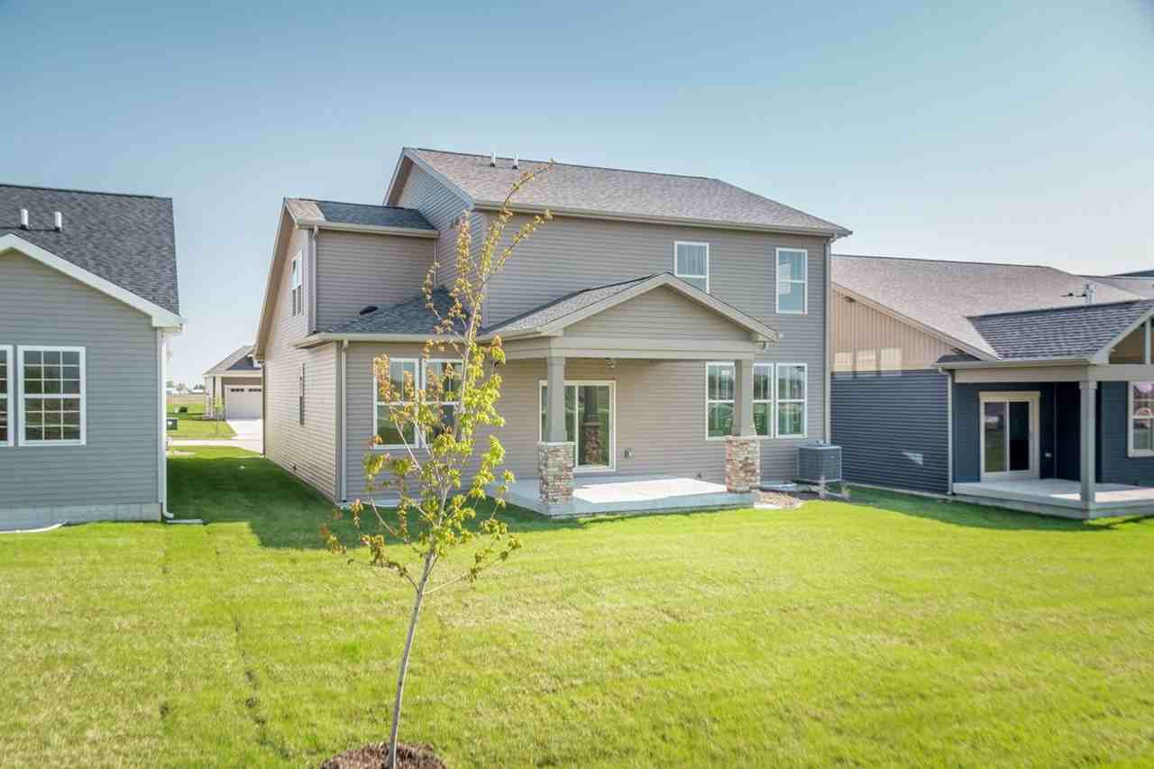 2307 Lovie Ln - Photo 3 of 42