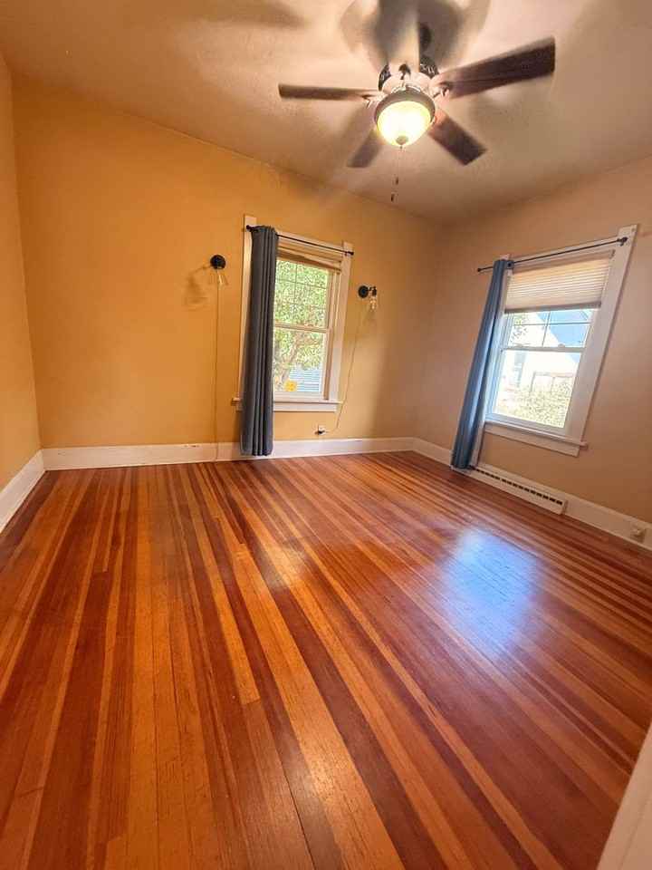 609 E Garfield St - Photo 7 of 14