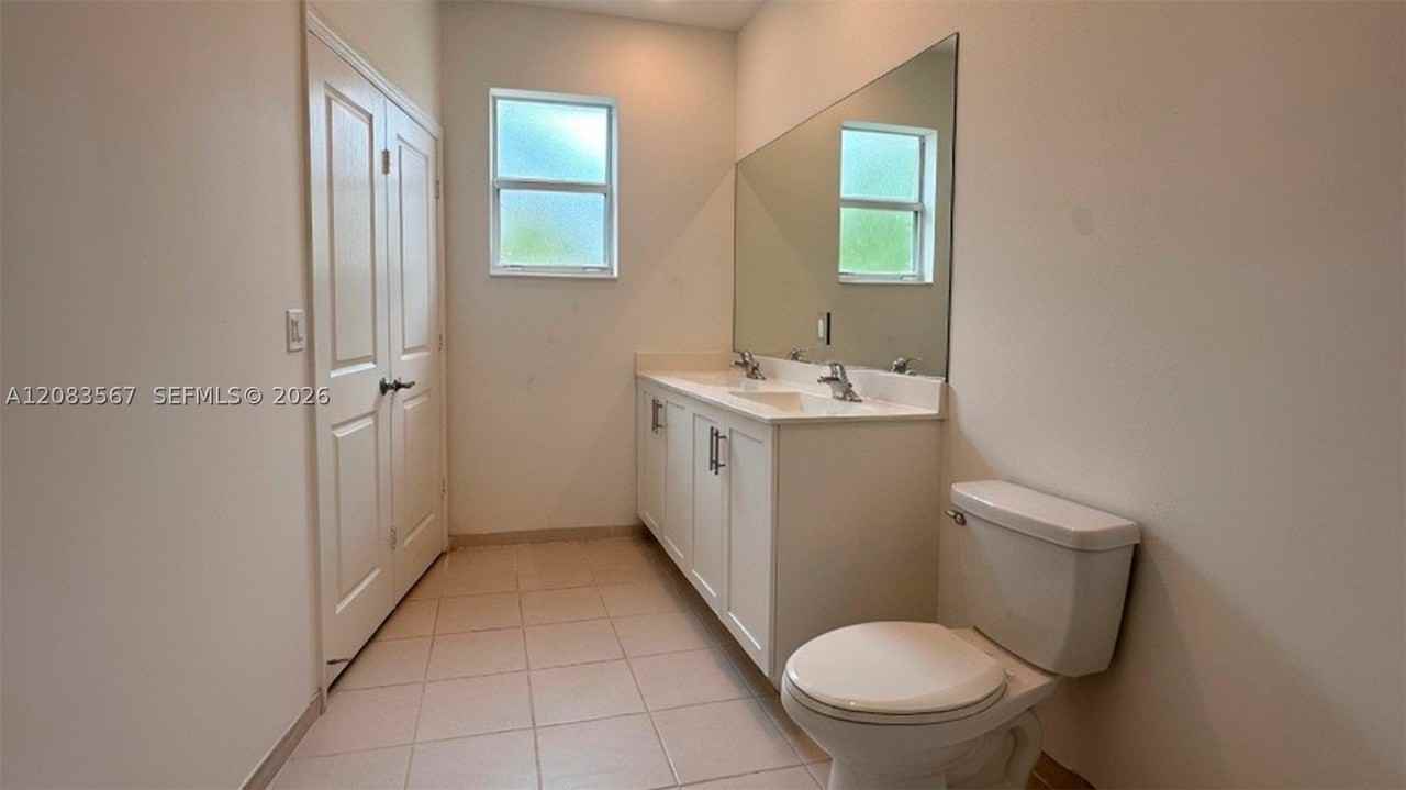 2662 Se 15th St #0 - Photo 3 of 8