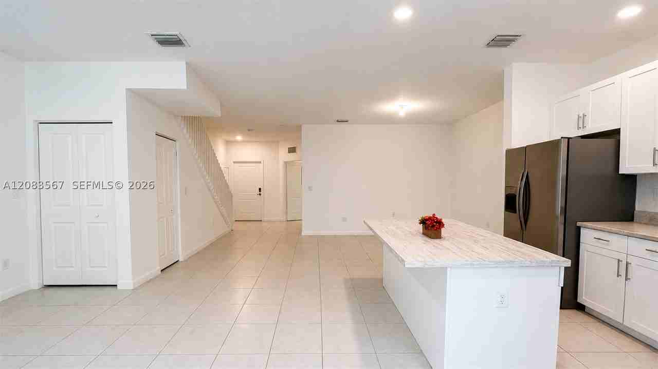 2662 Se 15th St #0 - Photo 7 of 8