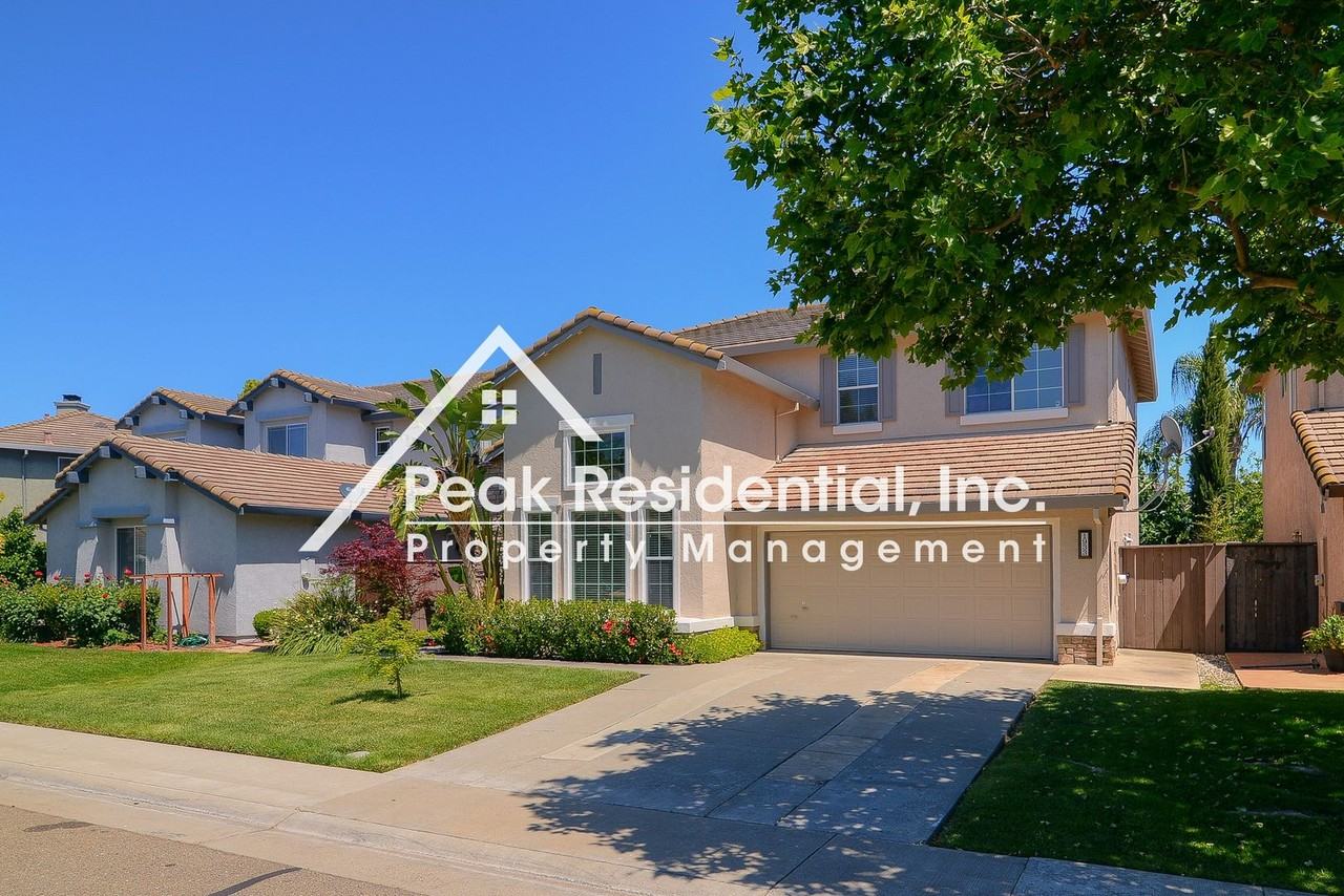 1933 Bastona Dr - Photo 2 of 40