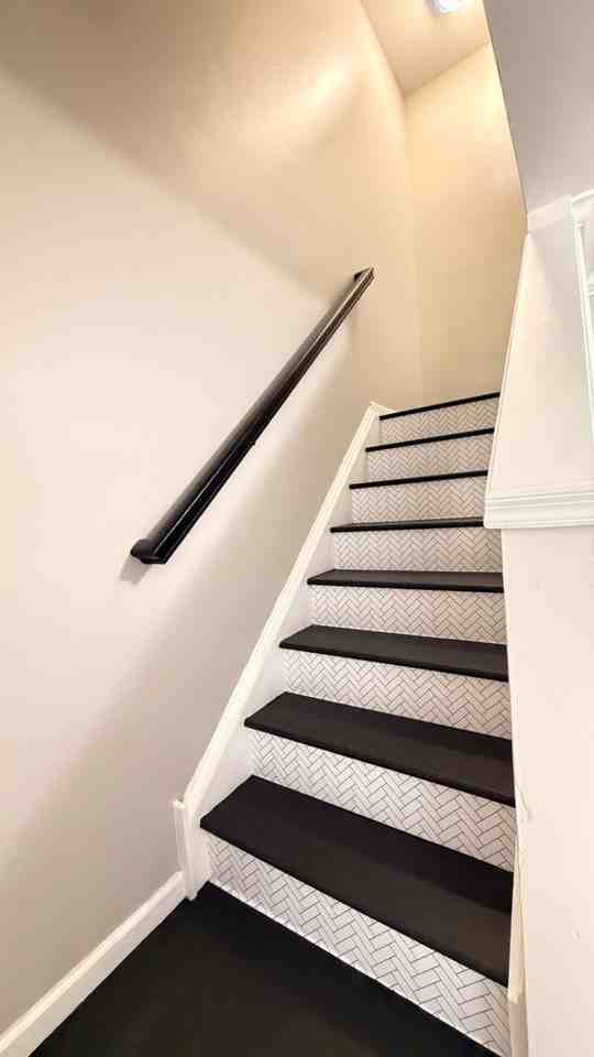 39 Lisa Dr - Photo 6 of 23