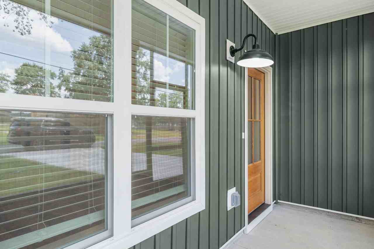 145 Waters Cir - Photo 6 of 50