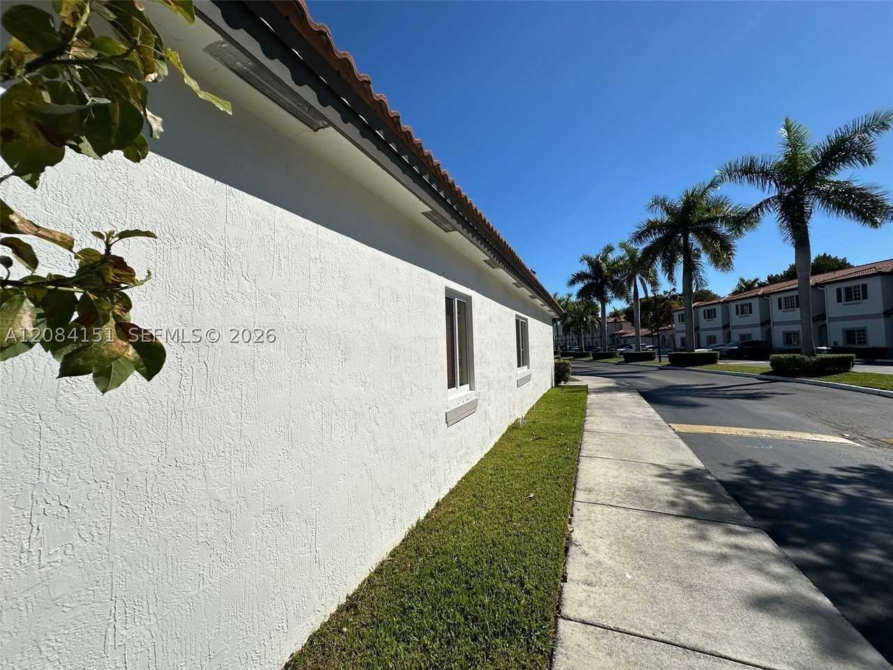 8480 Sw 150th Ave #1 - Photo 6 of 42
